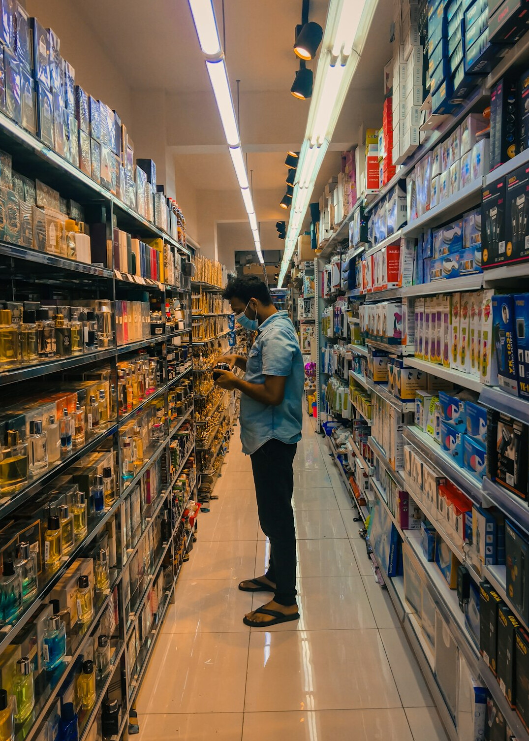 store detective watching crowd